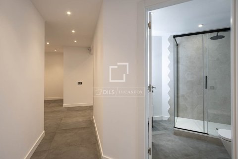 3 bedrooms apartment for sale in Barcelona, Catalonia, Spain № 6437 - photo 20