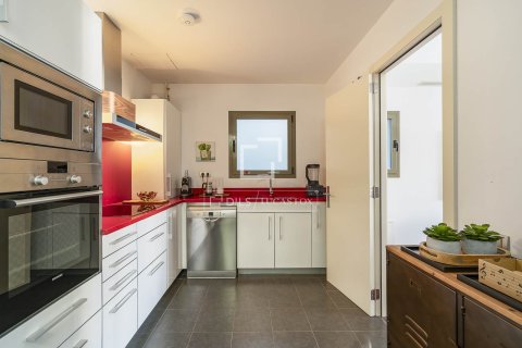 Купить квартиру в Барселона, Испания с 2 спальни, 144м², № 6431 - фото 11