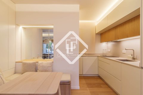 3 chambres apartment à vendre à Barcelona, Catalonia, Spain № 6433 - photo 5