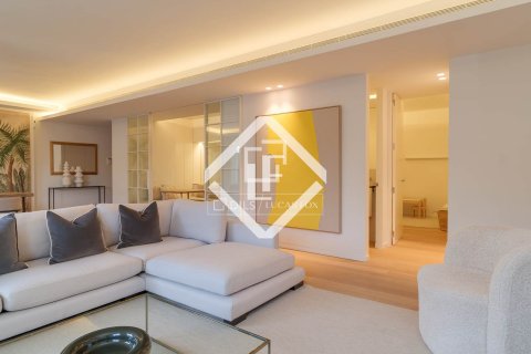 3 chambres apartment à vendre à Barcelona, Catalonia, Spain № 6433 - photo 16