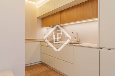 3 chambres apartment à vendre à Barcelona, Catalonia, Spain № 6433 - photo 18