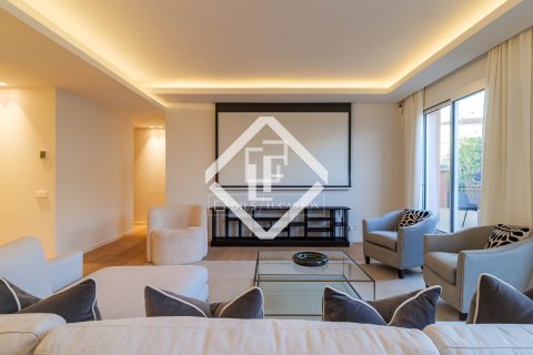 3 chambres apartment à vendre à Barcelona, Catalonia, Spain № 6433 - photo 2