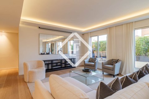 3 chambres apartment à vendre à Barcelona, Catalonia, Spain № 6433 - photo 19