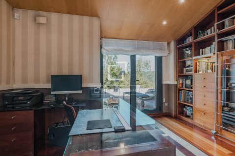 7 bedrooms villa for sale in Barcelona, Catalonia, Spain № 6432 - photo 12