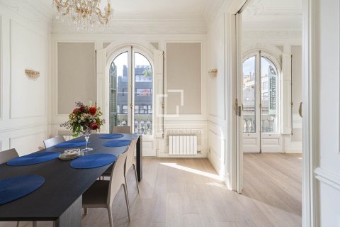 5 bedrooms apartment for sale in Barcelona, Catalonia, Spain № 6434 - photo 3