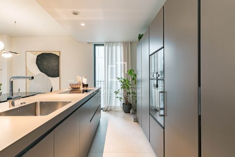 4 bedrooms apartment for sale in Barcelona, Catalonia, Spain № 6436 - photo 13