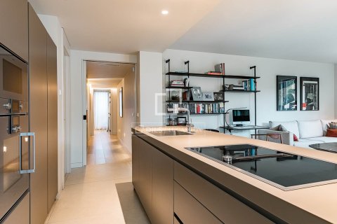 4 bedrooms apartment for sale in Barcelona, Catalonia, Spain № 6436 - photo 10