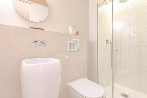 4 bedrooms apartment for sale in Barcelona, Catalonia, Spain № 6436 - photo 18