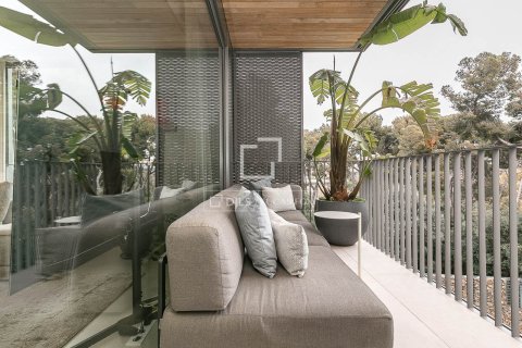 4 bedrooms apartment for sale in Barcelona, Catalonia, Spain № 6436