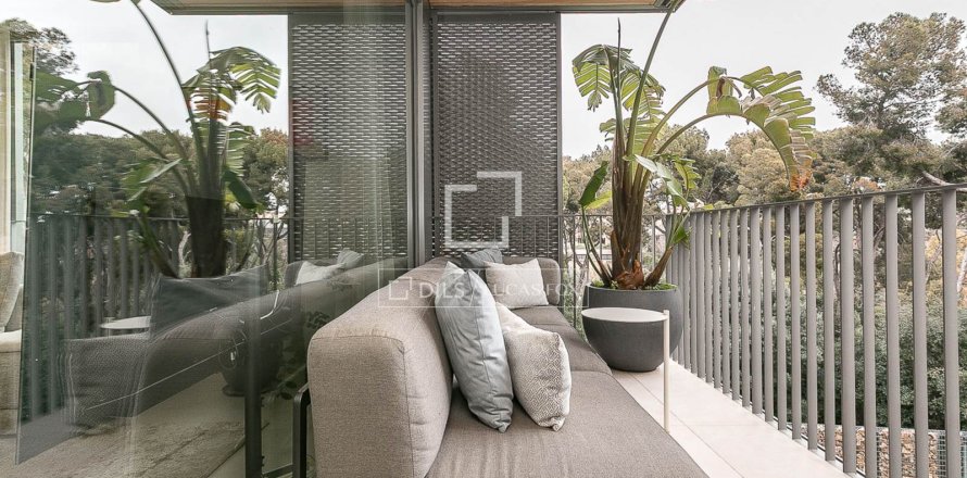 4 bedrooms apartment for sale in Barcelona, Catalonia, Spain № 6436