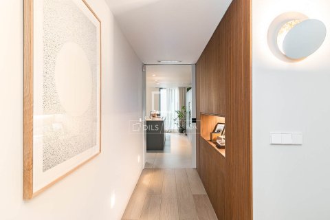 4 bedrooms apartment for sale in Barcelona, Catalonia, Spain № 6436 - photo 16