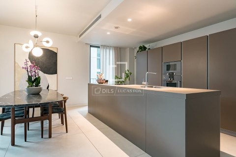 4 bedrooms apartment for sale in Barcelona, Catalonia, Spain № 6436 - photo 11
