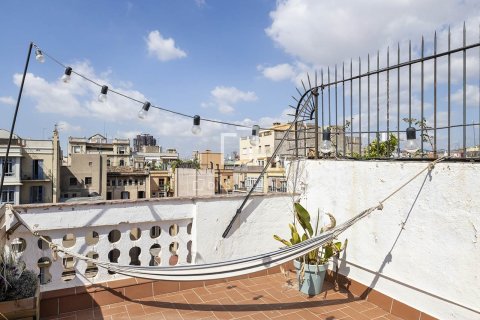 Ático de 1 dormitorio en venta en Barcelona, Cataluña, Spain № 3791 - foto 5