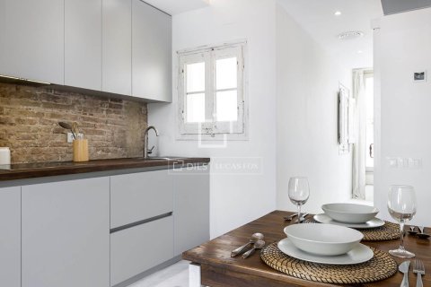 Ático de 1 dormitorio en venta en Barcelona, Cataluña, Spain № 3791 - foto 10