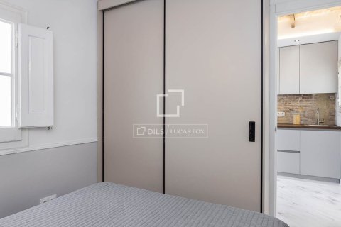 Ático de 1 dormitorio en venta en Barcelona, Cataluña, Spain № 3791 - foto 15