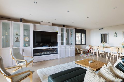 Купить виллу в Премия де Дальт, Испания с 5 спален, 375м², № 3793 - фото 10