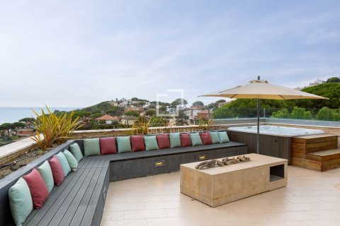 Купить виллу в Премия де Дальт, Испания с 5 спален, 375м², № 3793 - фото 6