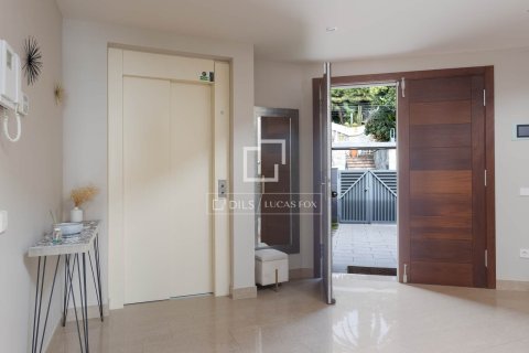 Купить виллу в Премия де Дальт, Испания с 5 спален, 375м², № 3793 - фото 11