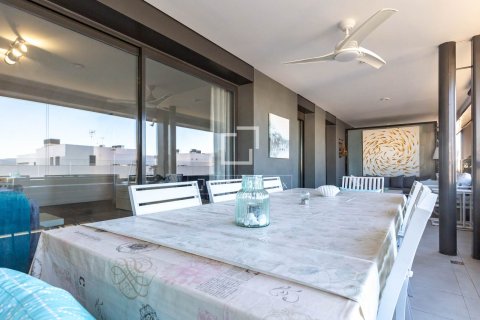 4 chambres apartment à vendre à Sant Just Desvern, Barcelona, Catalonia, Spain № 3790 - photo 27