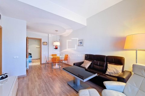 3 chambres apartment à vendre à Vilanova i la Geltru, Barcelona, Catalonia, Spain № 3789 - photo 2