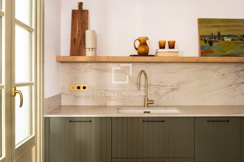 3 bedrooms apartment for sale in Barcelona, Catalonia, Spain № 6408 - photo 5