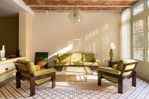 3 bedrooms apartment for sale in Barcelona, Catalonia, Spain № 6408 - photo 4