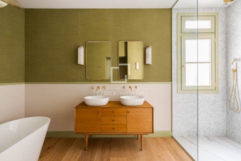 3 bedrooms apartment for sale in Barcelona, Catalonia, Spain № 6408 - photo 29