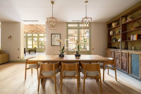 3 bedrooms apartment for sale in Barcelona, Catalonia, Spain № 6408 - photo 10