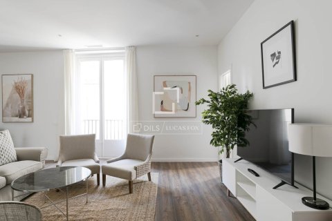 3 bedrooms apartment for sale in Barcelona, Catalonia, Spain № 6403 - photo 7