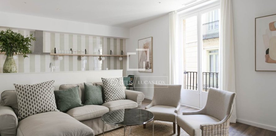 3 bedrooms apartment for sale in Barcelona, Catalonia, Spain № 6403