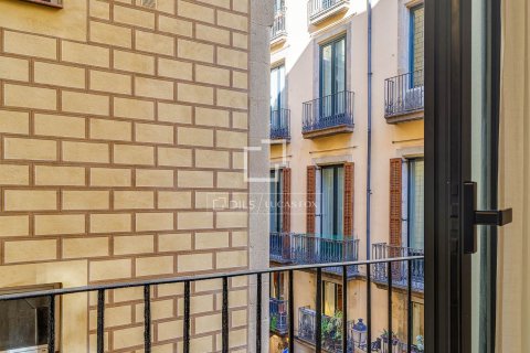 3 bedrooms apartment for sale in Barcelona, Catalonia, Spain № 6404 - photo 15