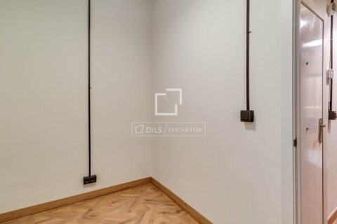 3 chambres apartment à vendre à Barcelona, Catalonia, Spain № 6404 - photo 30