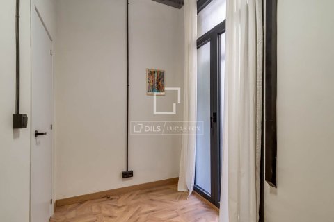 3 bedrooms apartment for sale in Barcelona, Catalonia, Spain № 6404 - photo 25