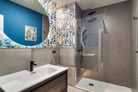 3 bedrooms apartment for sale in Barcelona, Catalonia, Spain № 6404 - photo 19