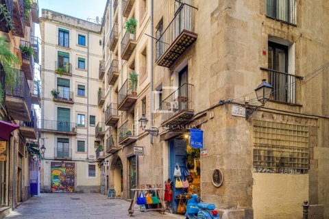 3 bedrooms apartment for sale in Barcelona, Catalonia, Spain № 6404 - photo 11