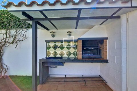 Купить виллу в Виланова-и-ла-Желтру, Испания с 4 спальни, 201м², № 6405 - фото 24