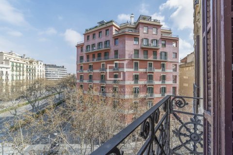 4 bedrooms apartment for sale in Barcelona, Catalonia, Spain № 6409 - photo 5