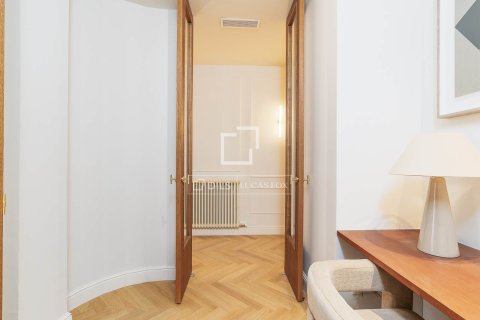 4 bedrooms apartment for sale in Barcelona, Catalonia, Spain № 6409 - photo 21