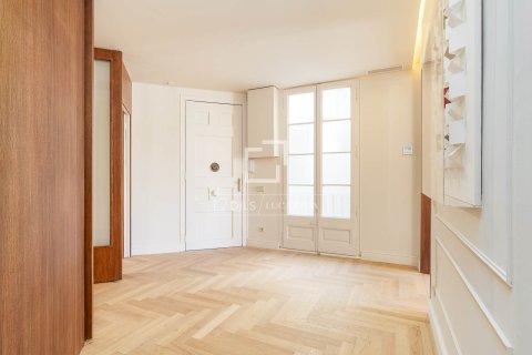 4 bedrooms apartment for sale in Barcelona, Catalonia, Spain № 6409 - photo 23