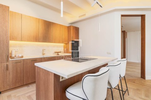 4 bedrooms apartment for sale in Barcelona, Catalonia, Spain № 6409 - photo 10
