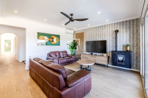 Купить виллу в Ситжес, Испания с 5 спален, 178м², № 6406 - фото 9