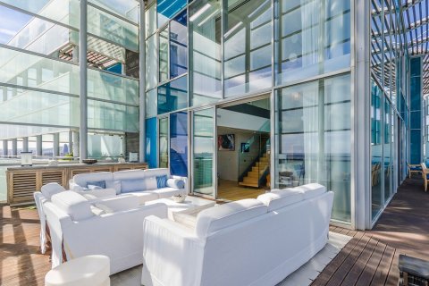 2 bedrooms apartment for sale in Barcelona, Catalonia, Spain № 4604 - photo 9