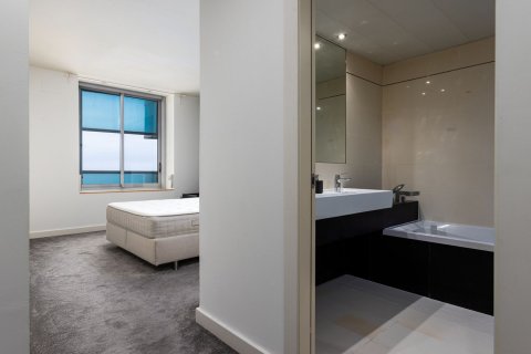 4 bedrooms apartment for sale in Barcelona, Catalonia, Spain № 4603 - photo 23