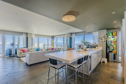 3 bedrooms apartment for sale in Barcelona, Catalonia, Spain № 4605 - photo 7