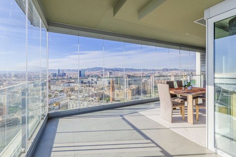 3 bedrooms apartment for sale in Barcelona, Catalonia, Spain № 4605 - photo 17