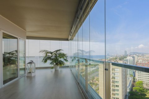 3 bedrooms apartment for sale in Barcelona, Catalonia, Spain № 4607 - photo 3