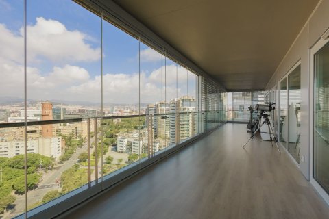 3 bedrooms apartment for sale in Barcelona, Catalonia, Spain № 4607 - photo 4