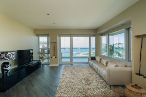 3 bedrooms apartment for sale in Barcelona, Catalonia, Spain № 4607