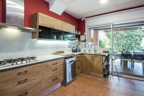 Купить виллу в Вальдорейкс, Испания с 5 спален, 430м², № 7175 - фото 15