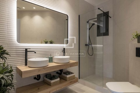 Купить квартиру в Барселона, Испания с 4 спальни, 168м², № 7179 - фото 11